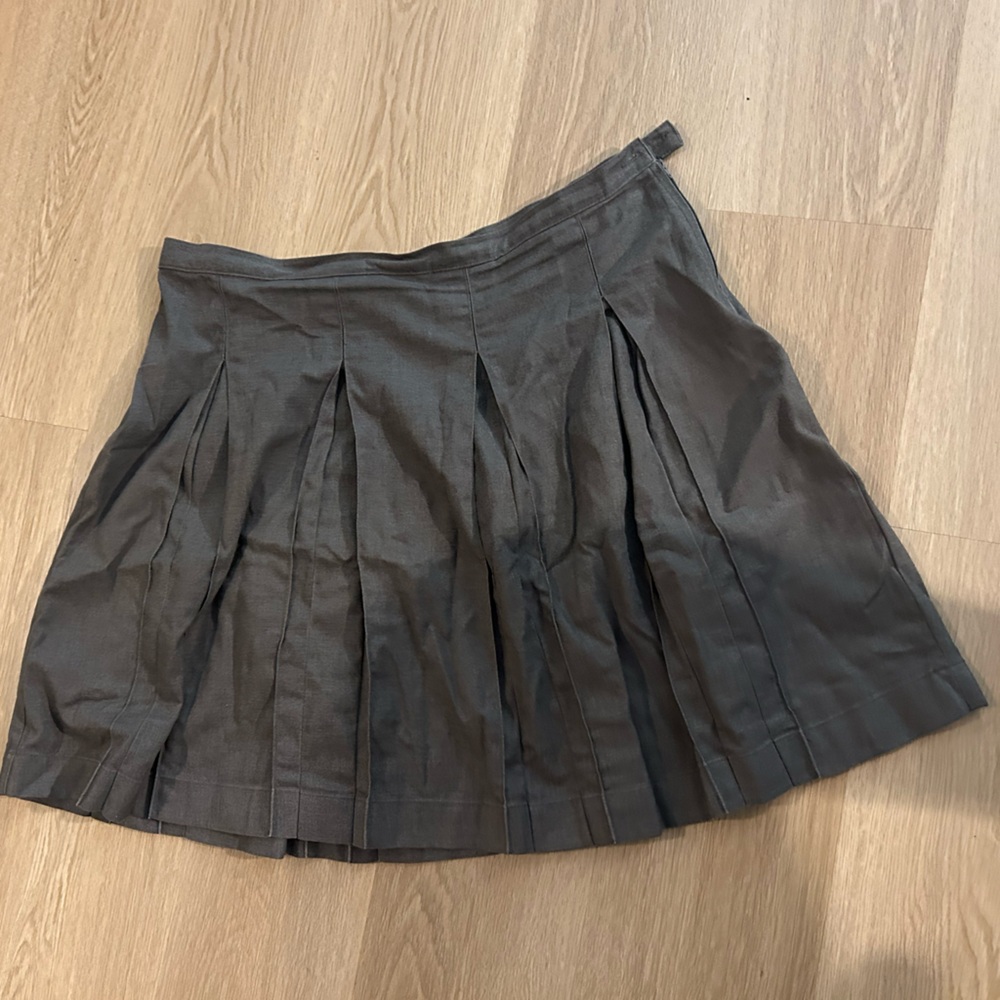 Lands end pleated uniform skirt